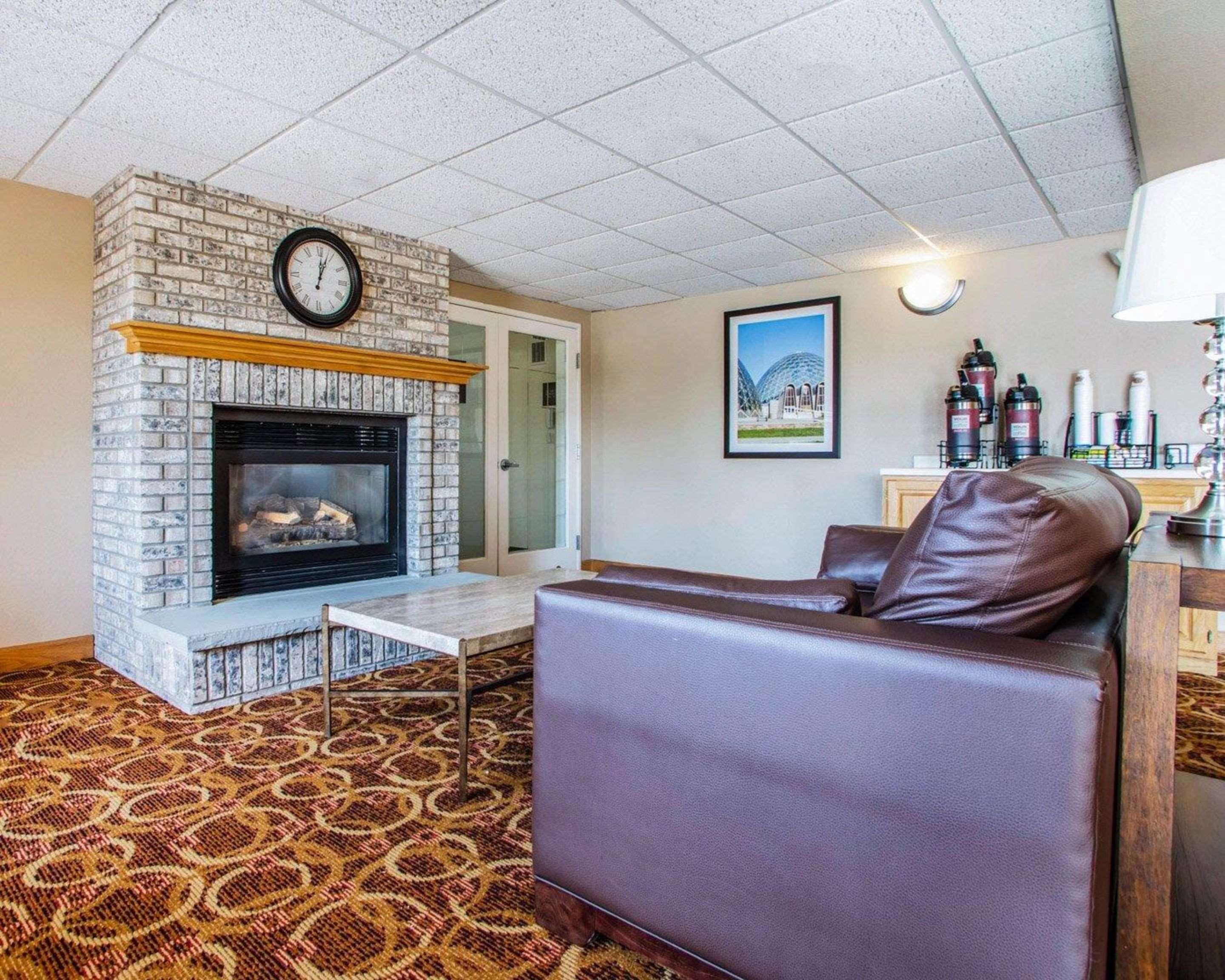 Comfort Inn&Suites Jackson - West Bend Exterior foto